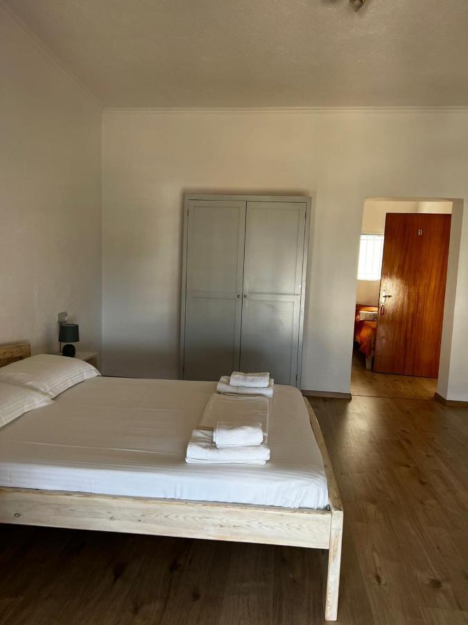 Nona'S Rooms Himare Exterior photo